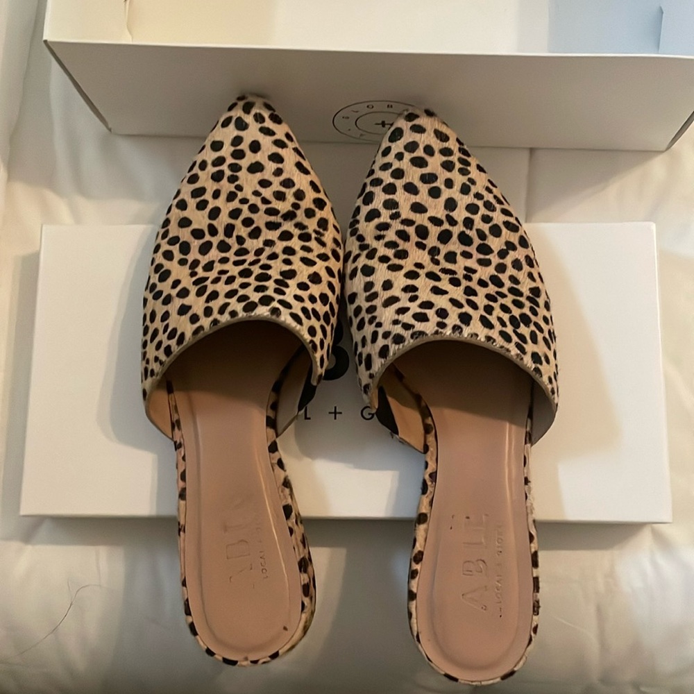 Cheetah Dot  print mule, Able brand,
